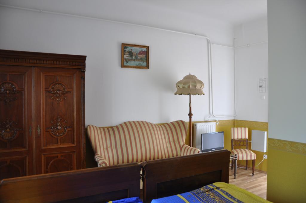 Bed and Breakfast Gloriett Panzio Fertoboz Номер фото