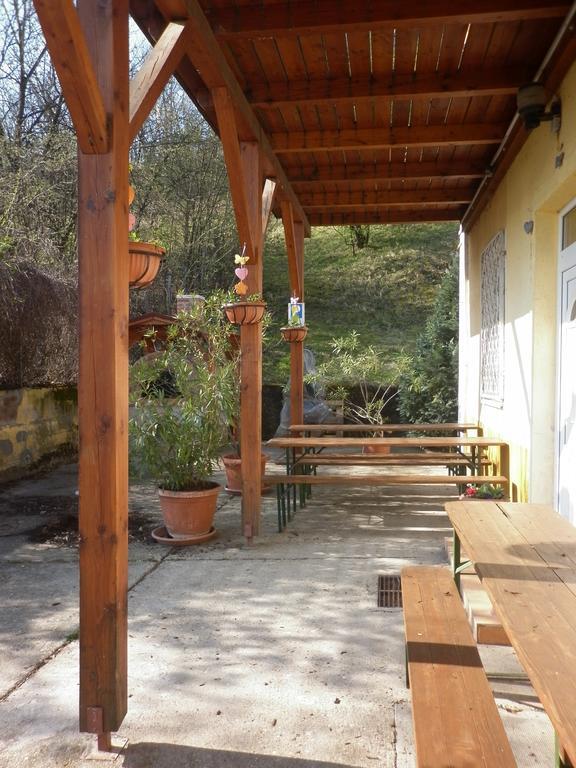 Bed and Breakfast Gloriett Panzio Fertoboz Екстер'єр фото